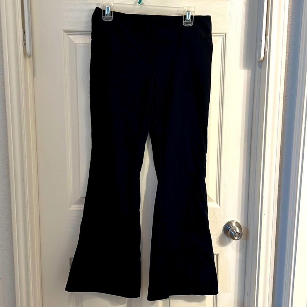 Express Design Studio Womens Size 6R Black Flaired Pants